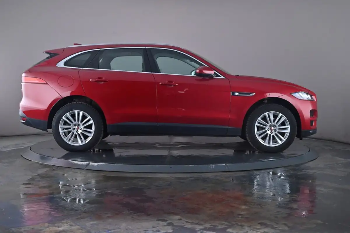 2018-jaguar-f-pace-20-i4d-portfolio-180ps-awd-auto-big-32