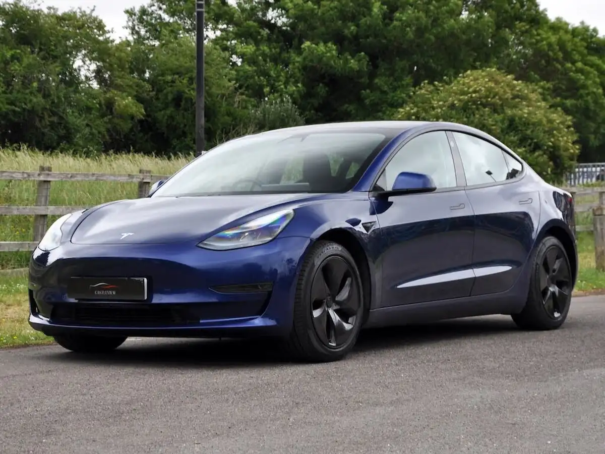 2020-tesla-model-3-e-long-range-big-78