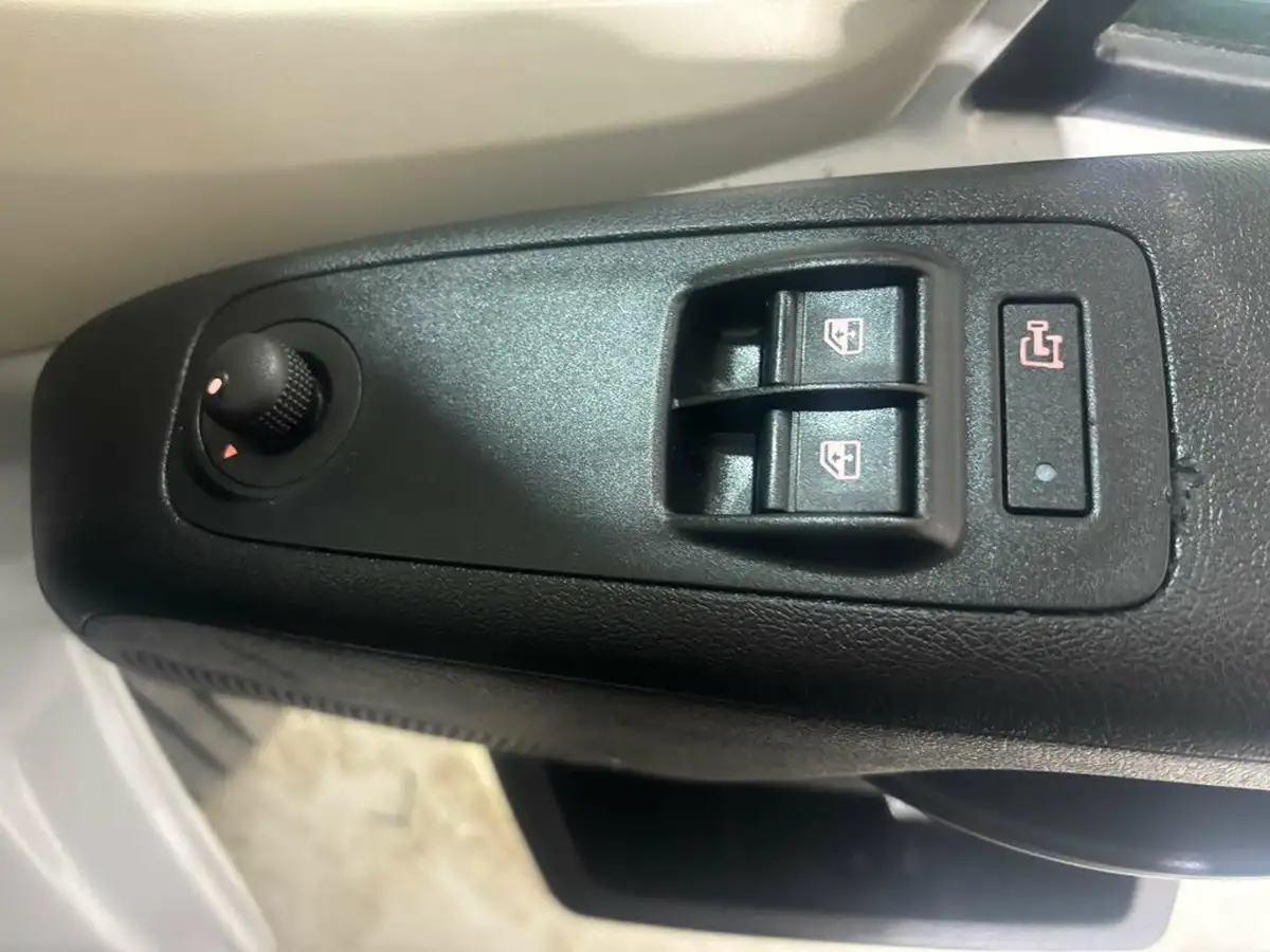 2022-peugeot-boxer-22-bluehdi-professional-335-l3-h2-panel-big-6