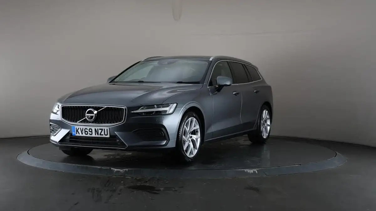 2019-volvo-v60-20-t5-momentum-plus-big-45