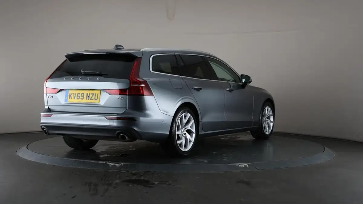 2019-volvo-v60-20-t5-momentum-plus-big-69