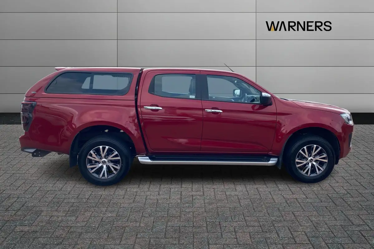 2025-isuzu-d-max-19td-dl40-big-5