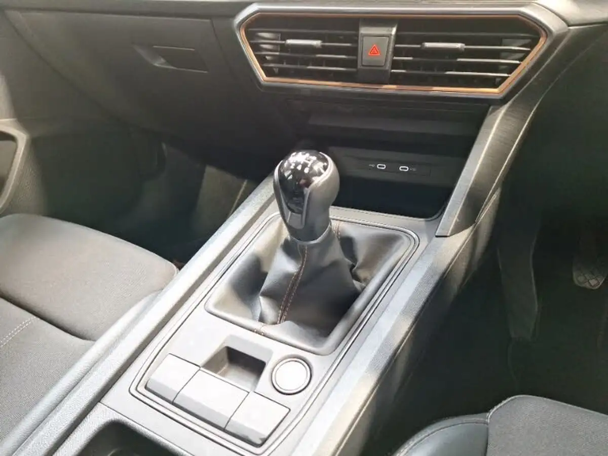 2024-cupra-leon-nf-15-tsi-v1-hatchback-big-10