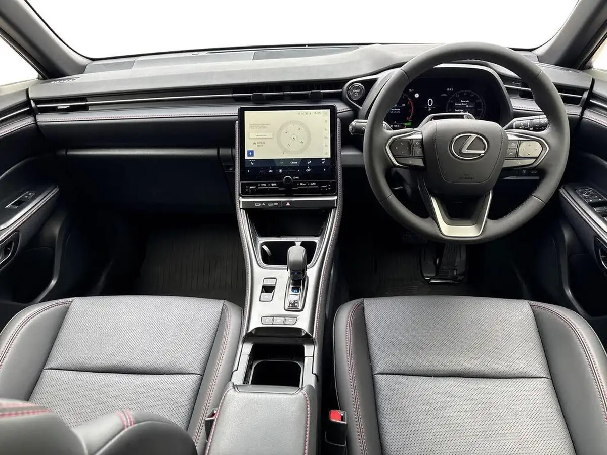 2025-lexus-lbx-15-premium-plus-big-10