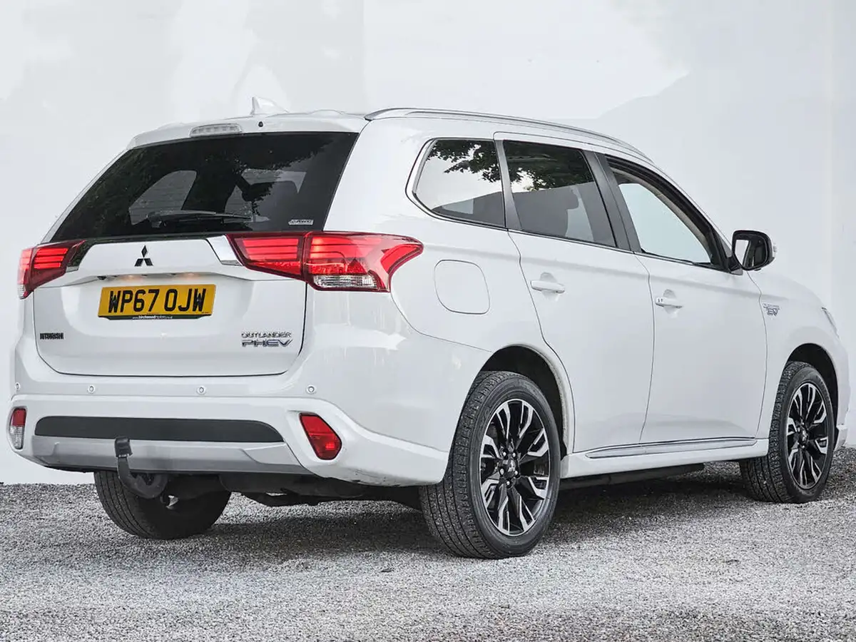 2017-mitsubishi-outlander-20-4hs-phev-5st-big-17
