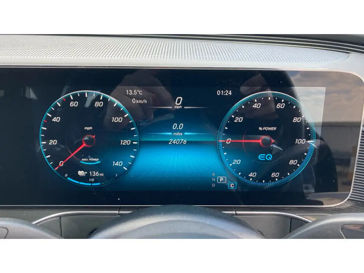 2022-mercedes-benz-eqc-e-eqc-400-amg-line-premium-big-17