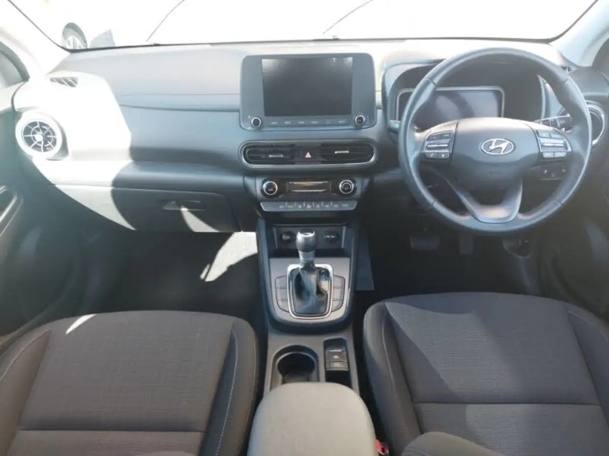 2022-hyundai-kona-16-gdi-se-connect-big-2