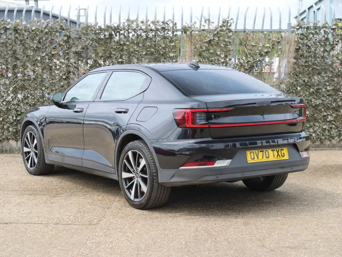 2020-polestar-polestar-2-e-ps2-big-3