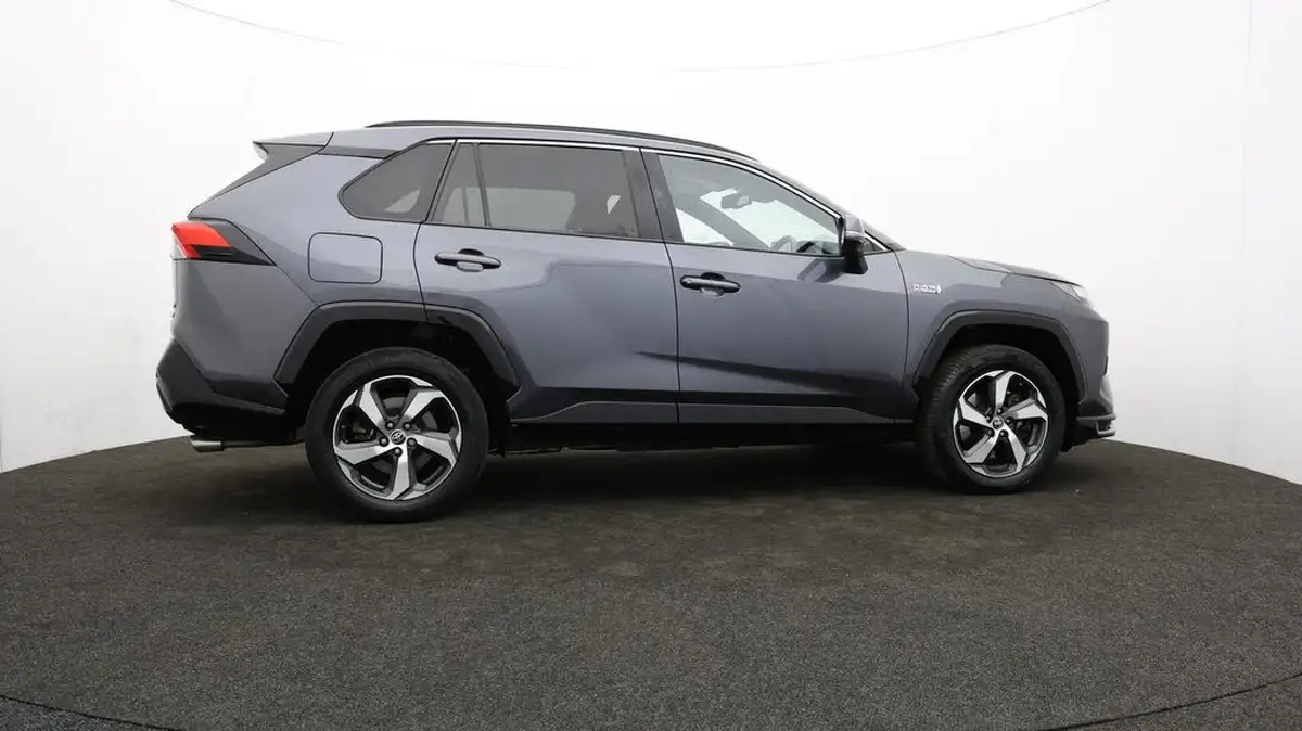 2022-toyota-rav4-25-vvt-i-design-302bhp-plug-in-big-40