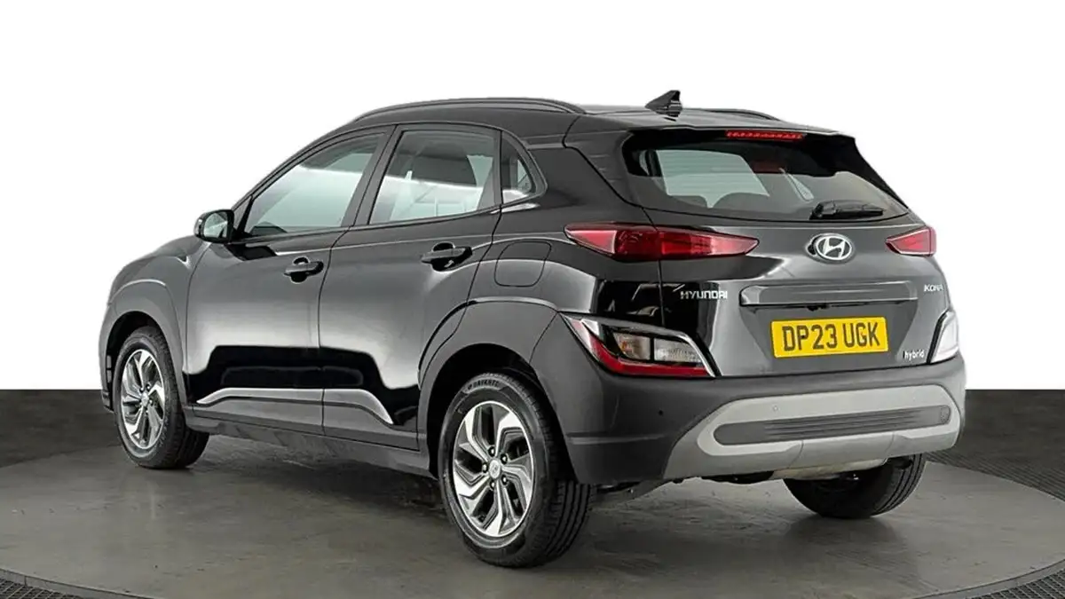 2023-hyundai-kona-16-gdi-se-connect-big-5