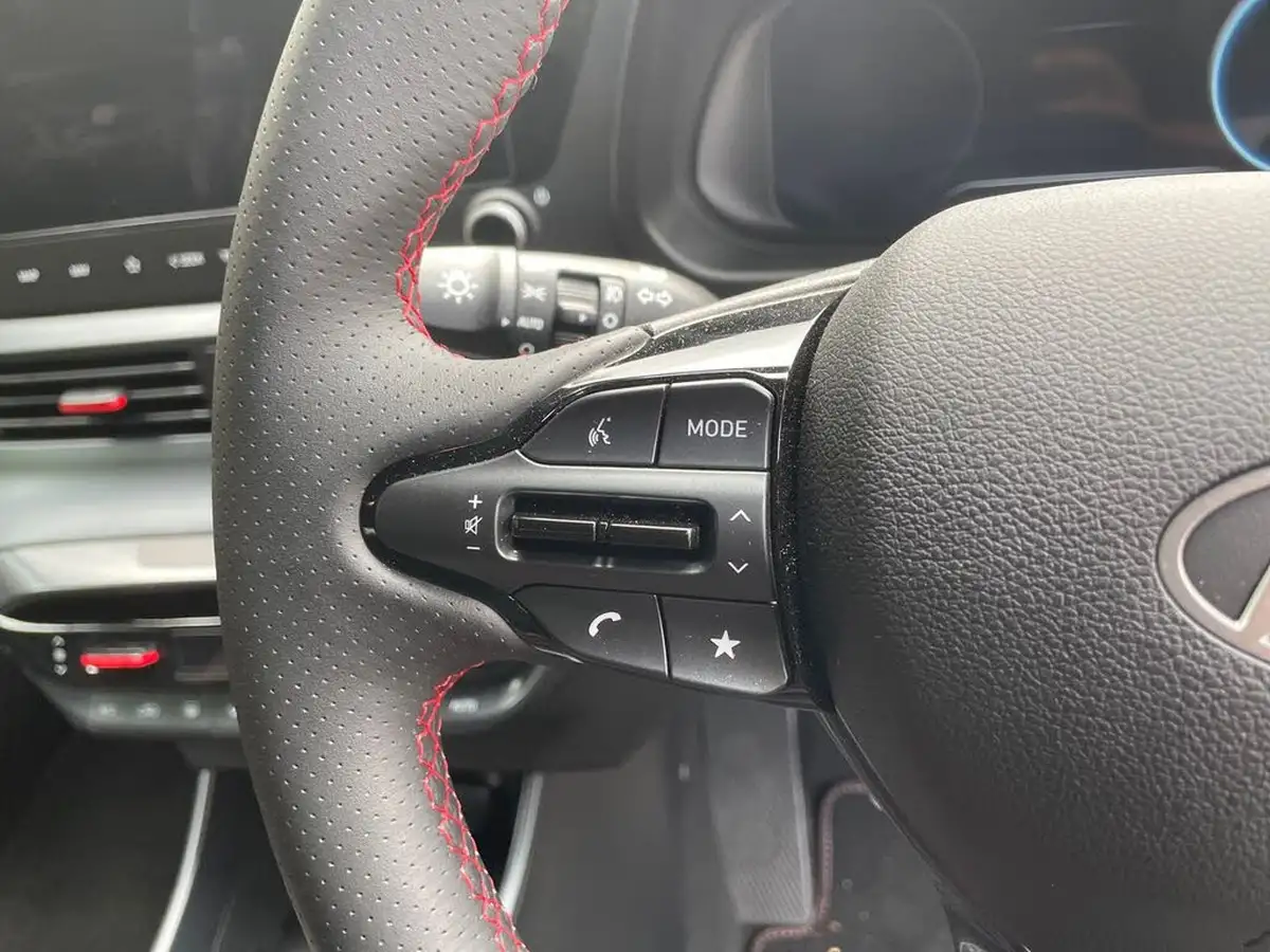 2025-hyundai-i20-10-t-gdi-n-line-s-big-15