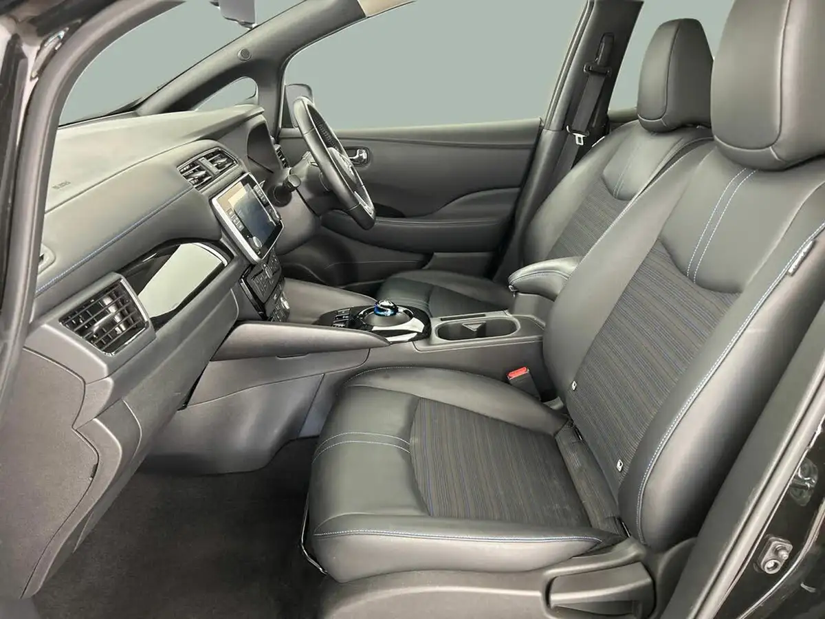 2021-nissan-leaf-e-10-40kwh-big-1