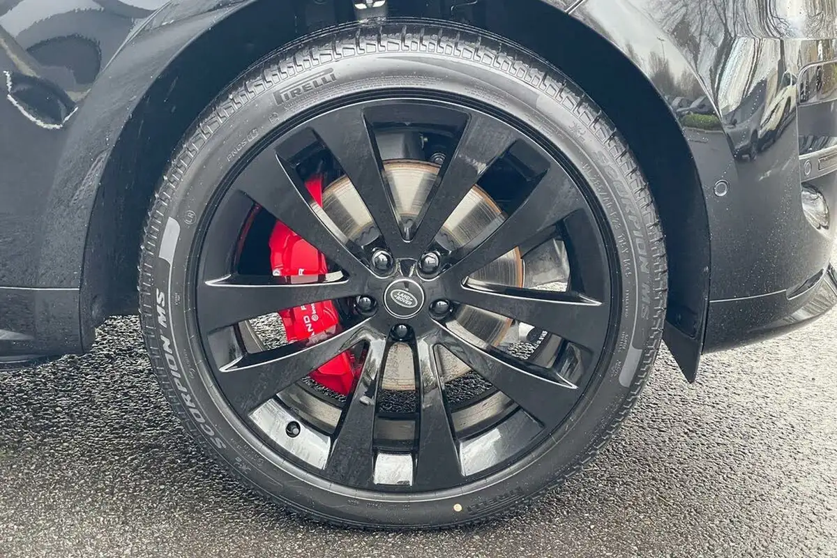 2024-land-rover-range-rover-sport-30-d300-dynamic-se-big-22