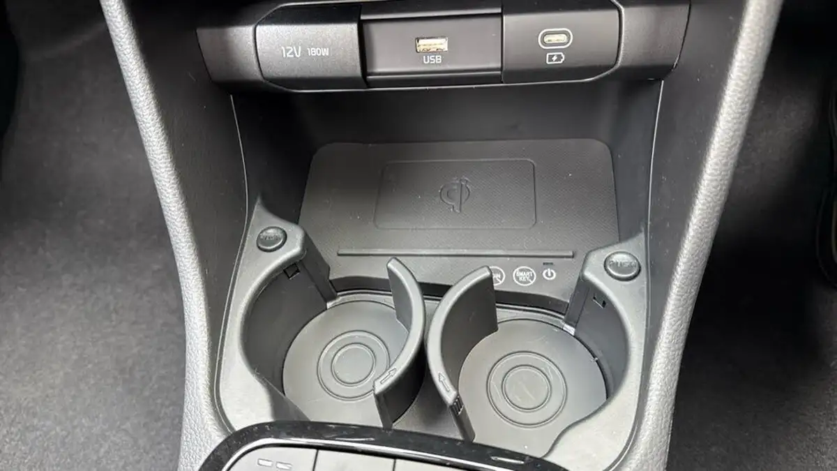 2025-kia-picanto-12-gt-line-s-auto-seq-big-39