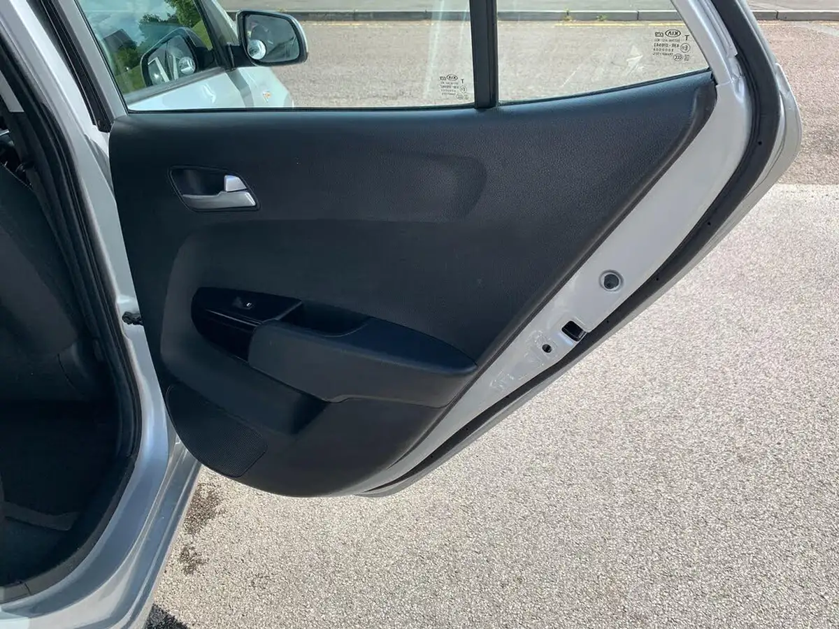 2021-kia-picanto-10-2-auto-seq-big-25
