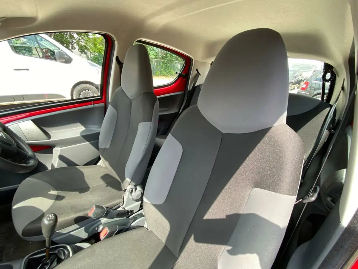 2011-citroen-c1-10-vtr-68-5d-big-50
