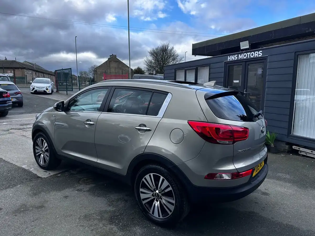 2015-kia-sportage-20crdi-kx-4-big-7