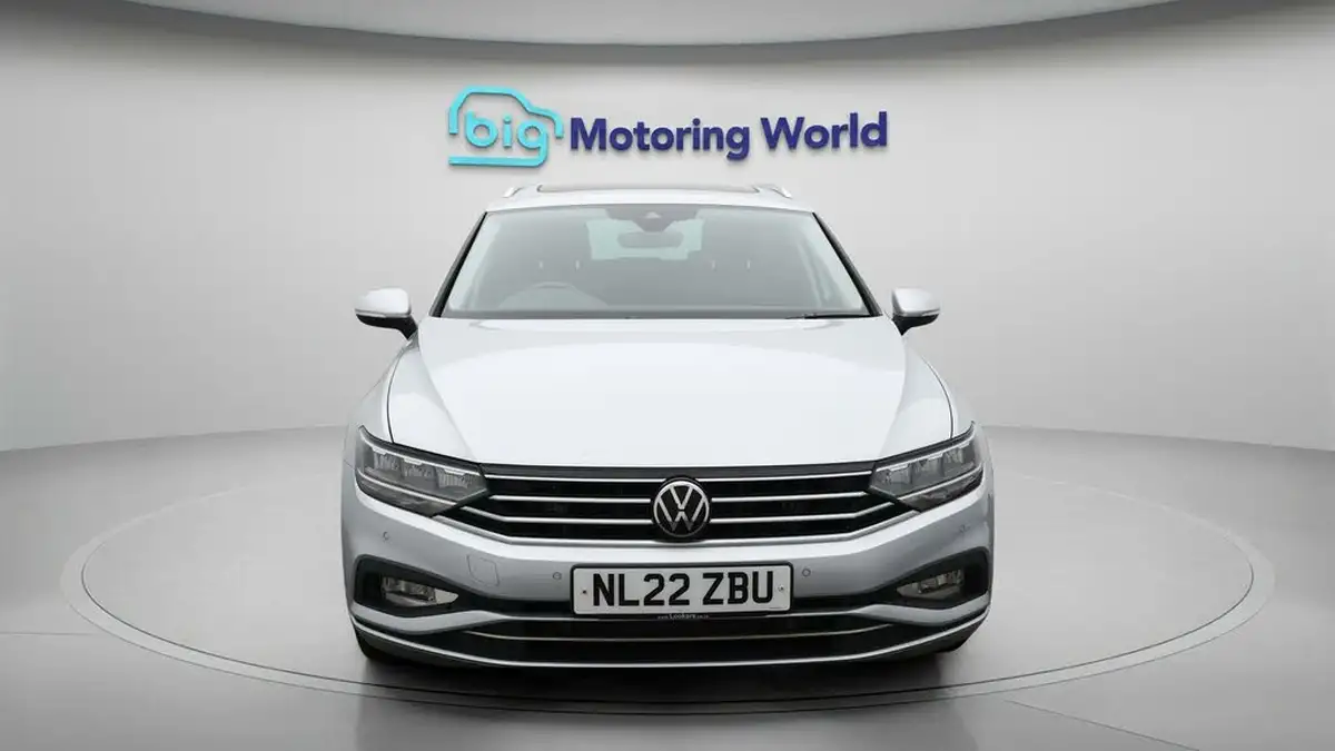 2022-volkswagen-passat-15-tsi-sel-estate-5d-dsg-big-2