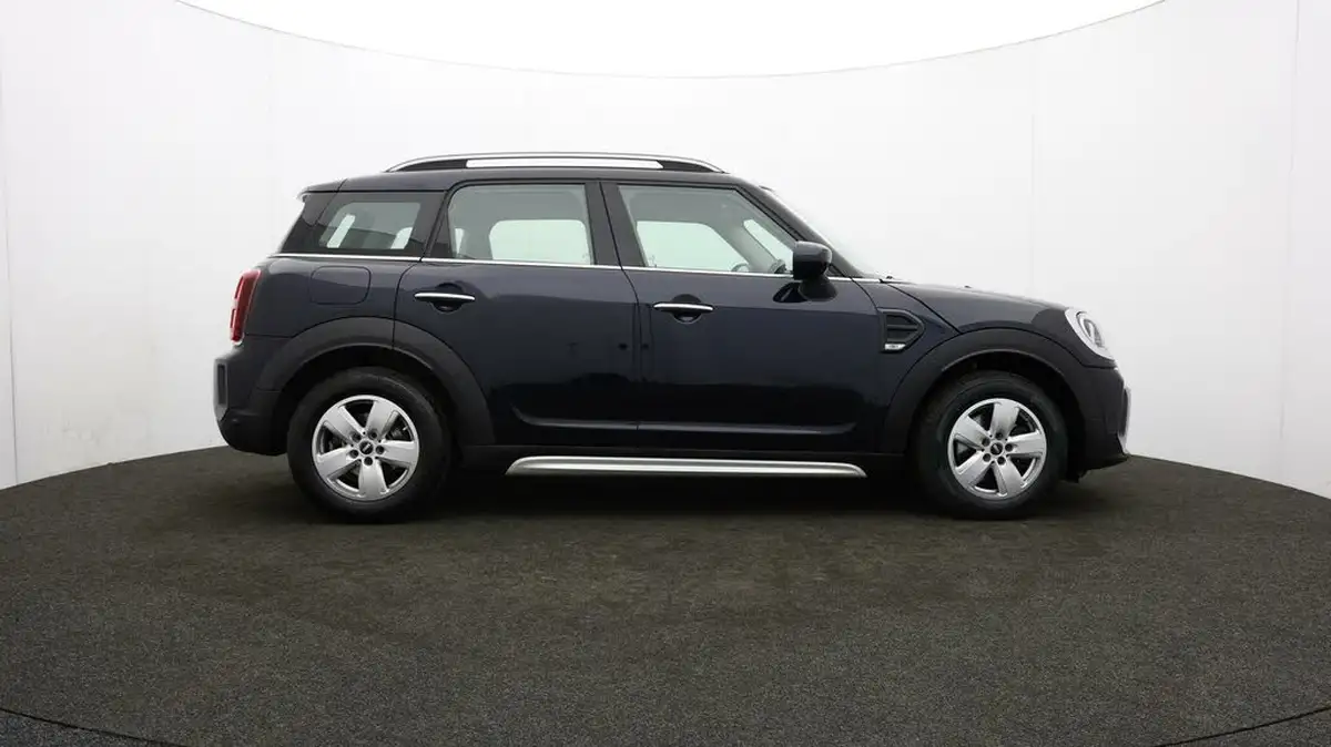 2021-mini-countryman-15-cooper-classic-big-32