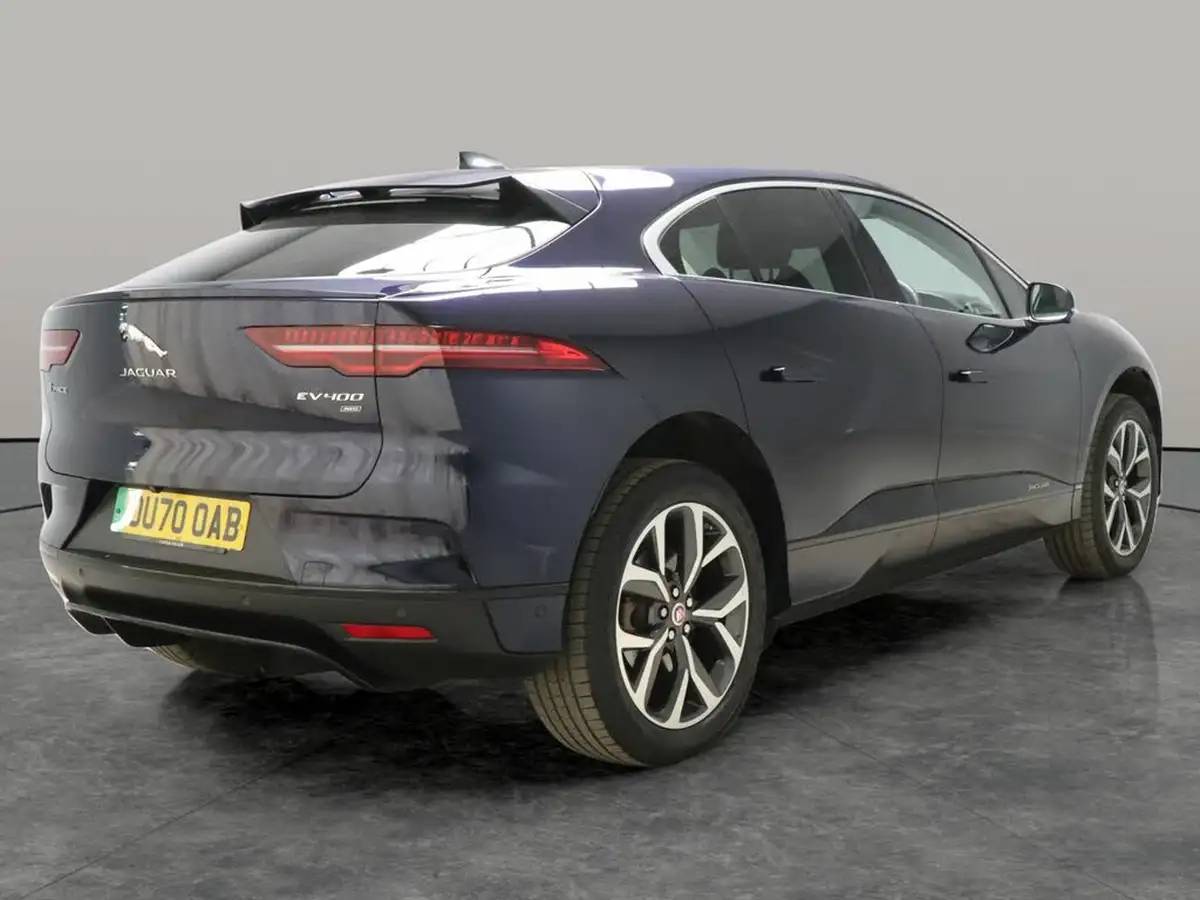 2020-jaguar-i-pace-ev400-hse-big-10