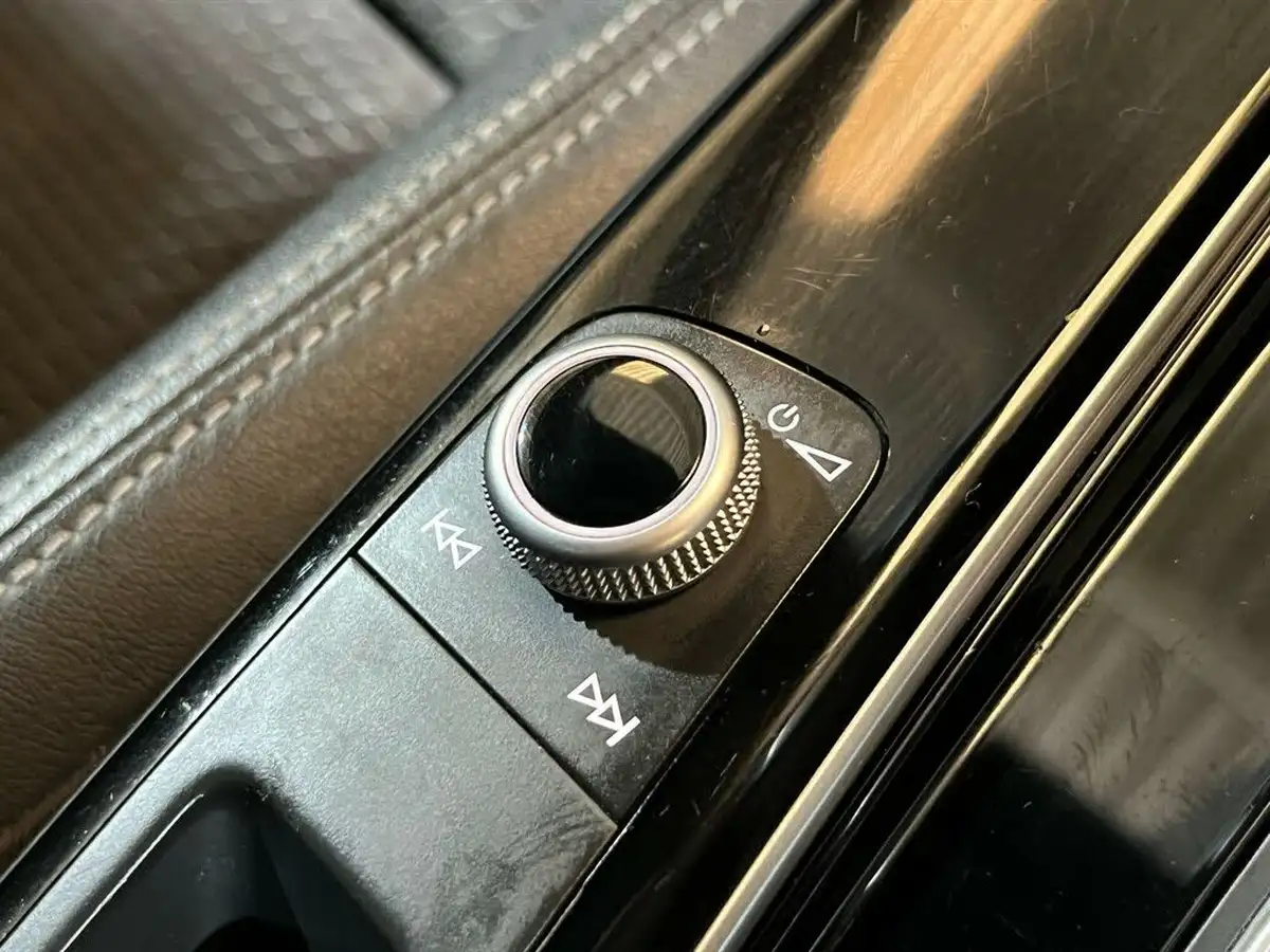 2021-audi-a4-20-40-tdi-black-edition-204ps-big-25