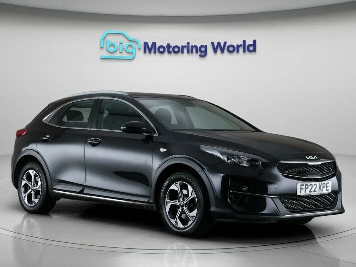2022-kia-xceed-10-t-gdi-2-big-0