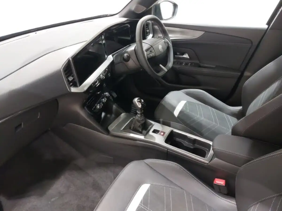 2025-vauxhall-mokka-12-ultimate-136ps-big-4