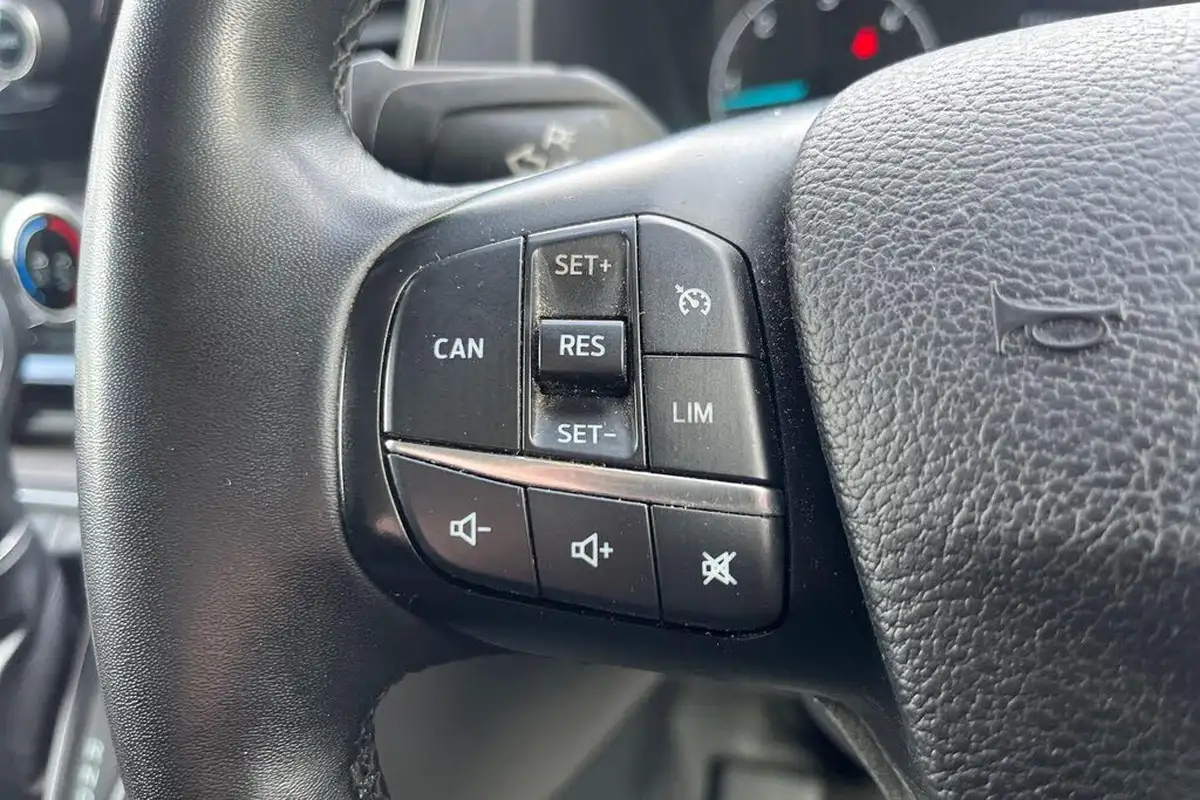 2022-ford-transit-custom-20tdci-340-l1h1-limited-170pseu6dt-auto-big-13