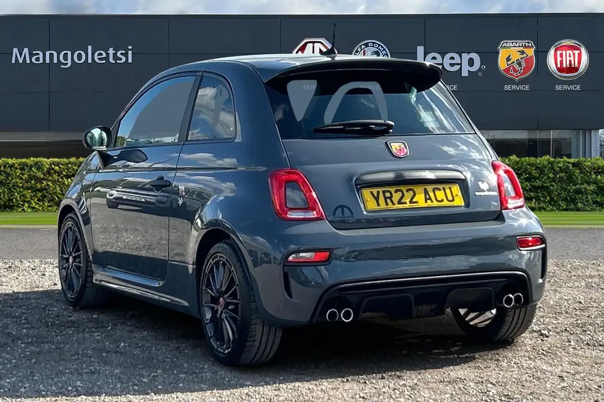 2022-abarth-595-14-tjet-competizione-big-2