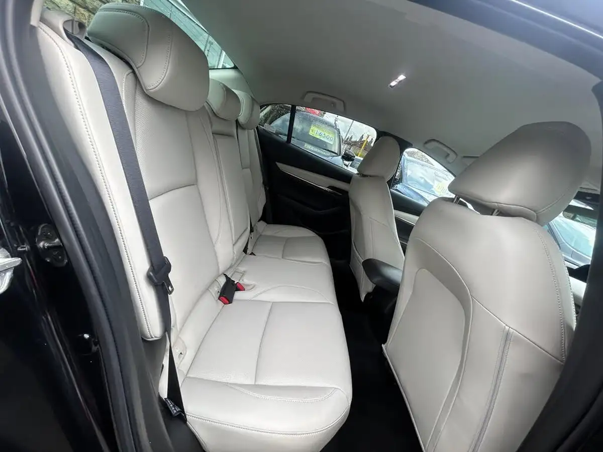 2020-mazda-mazda3-20-gt-sport-180ps-saloon-4d-auto-big-10
