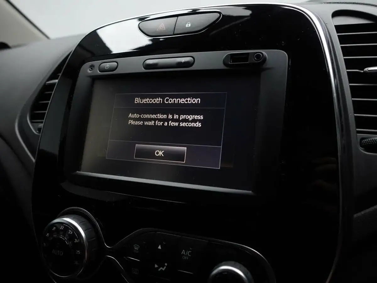 2017-renault-captur-09-tce-dynamique-nav-big-19