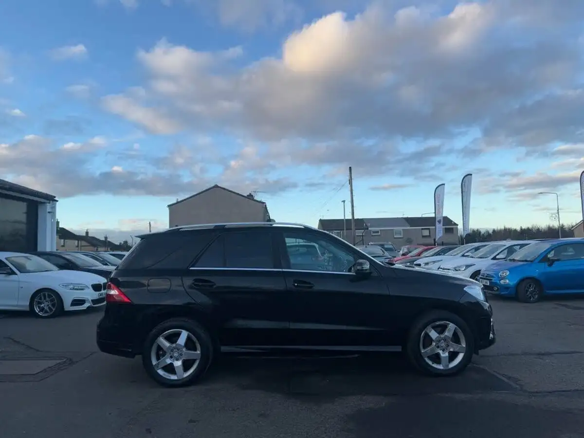 2013-mercedes-benz-m-class-21cdi-ml250-bluetec-amg-sport-big-7
