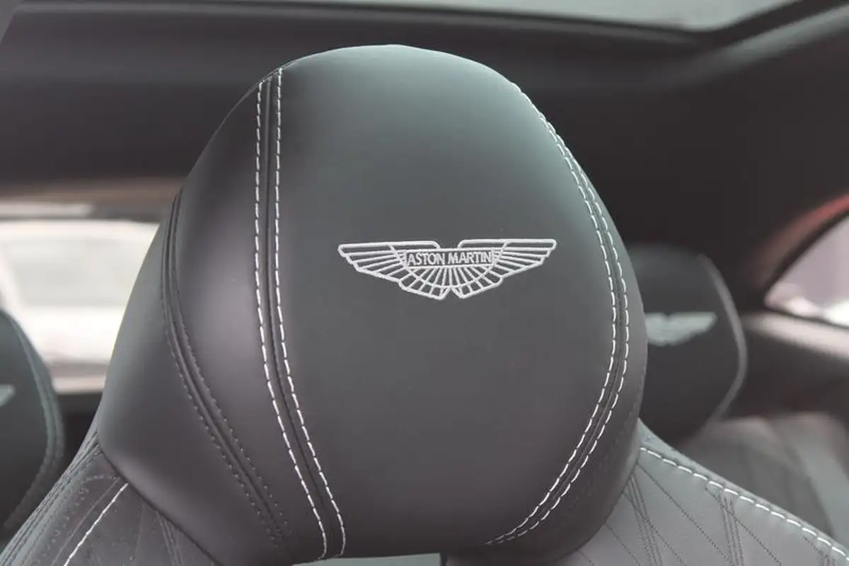 2022-aston-martin-dbx-40-v8-big-4