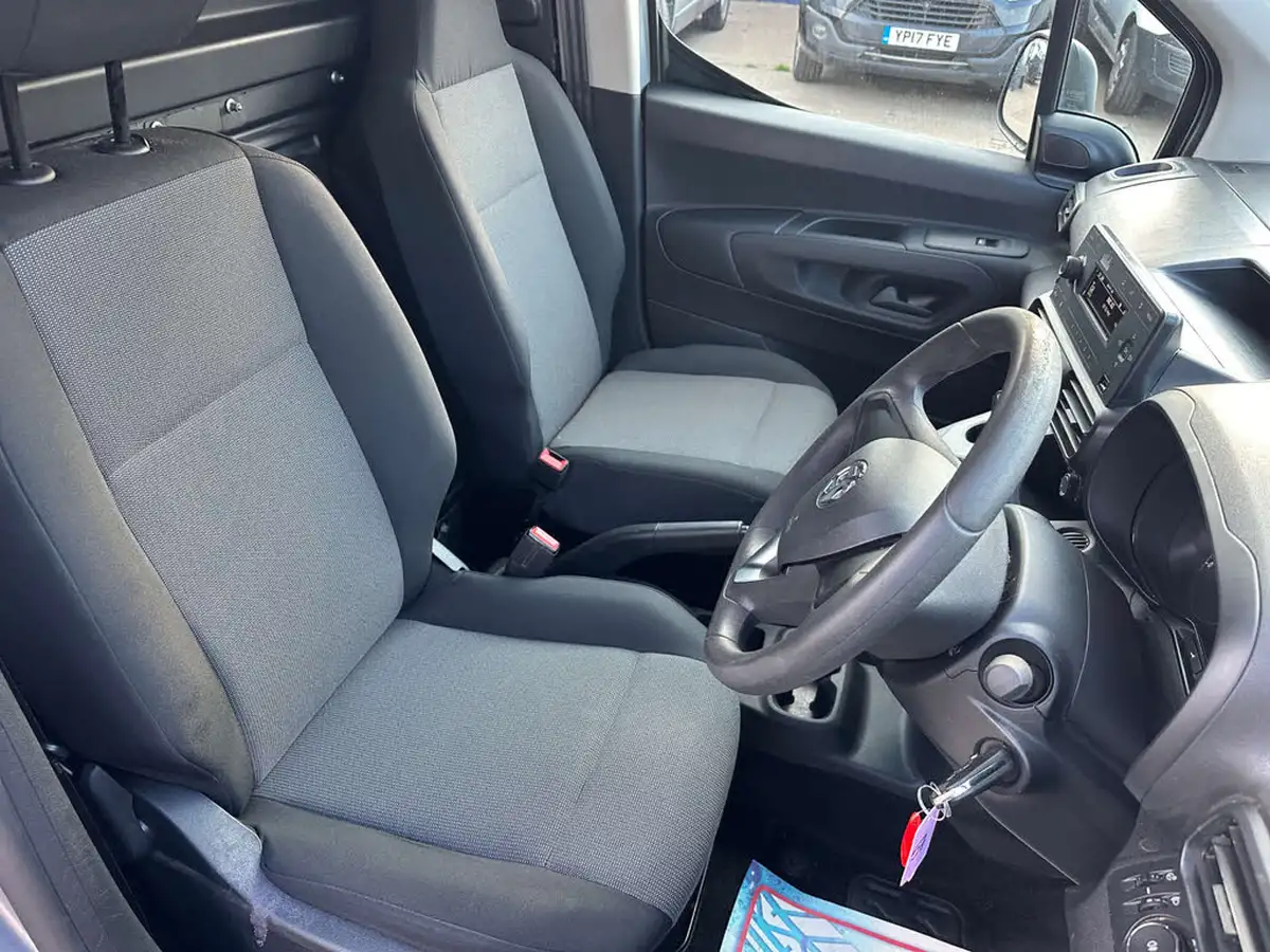2019-vauxhall-combo-16cdti-edition-2000-100pseu6-big-15