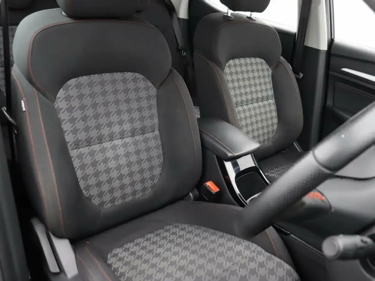 2022-mg-zs-suv-10t-gdi-excite-big-9