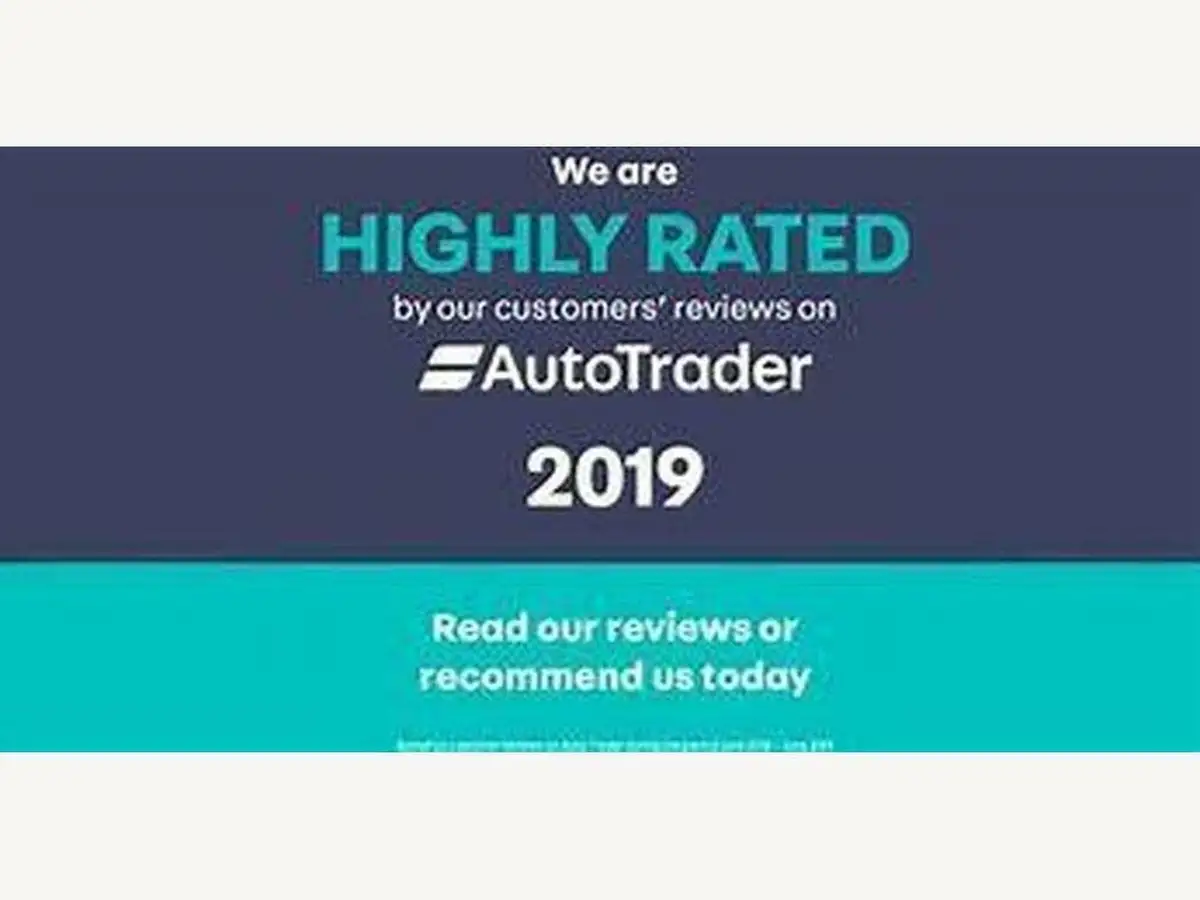 2016-mitsubishi-outlander-20-gx4h-phev-big-4