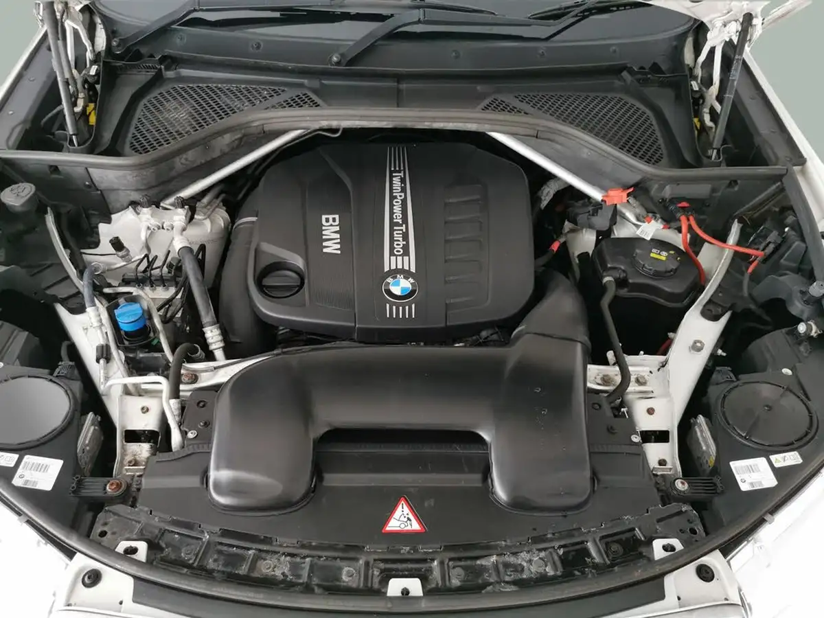 2015-bmw-x5-30td-xdrive30d-se-big-46
