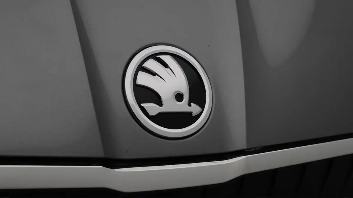 2022-skoda-enyaq-e-60-big-20