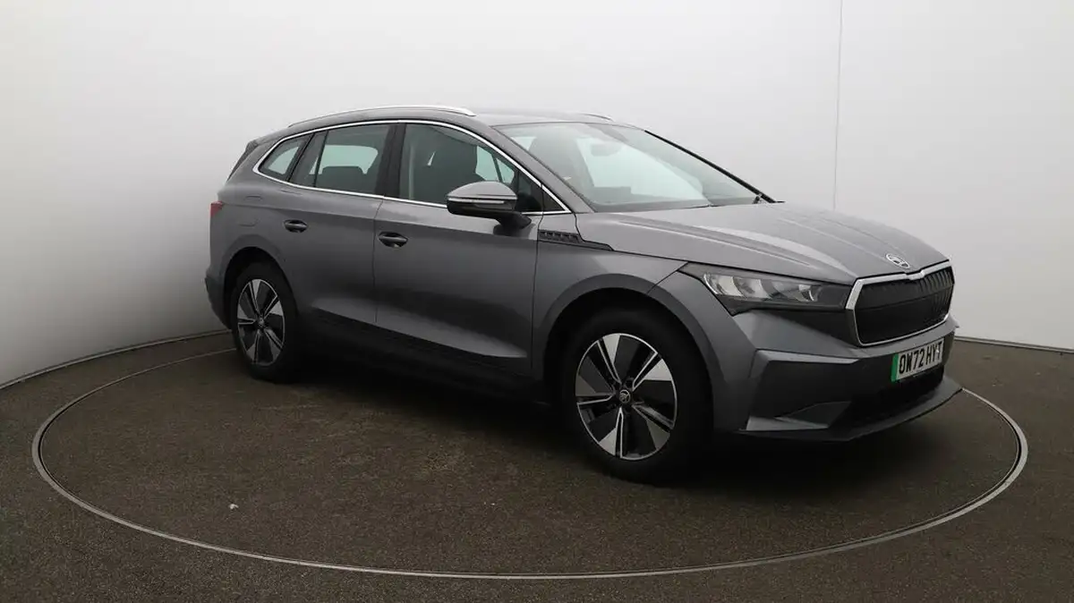 2022-skoda-enyaq-e-60-big-44
