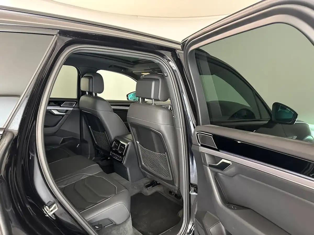 2020-volkswagen-touareg-30tdi-black-edition-286ps-big-25
