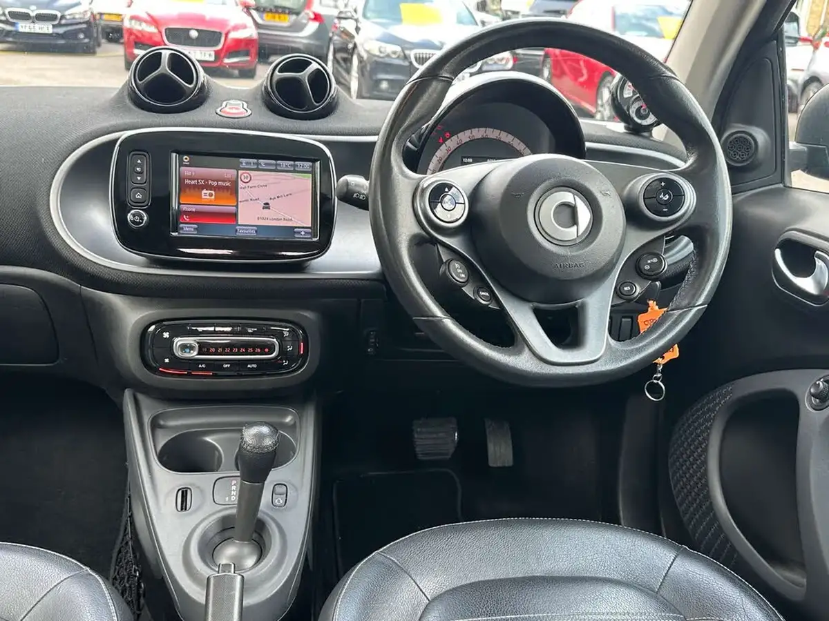 2017-smart-fortwo-10-prime-71bhp-premiumss-coupe-twinamic-big-12