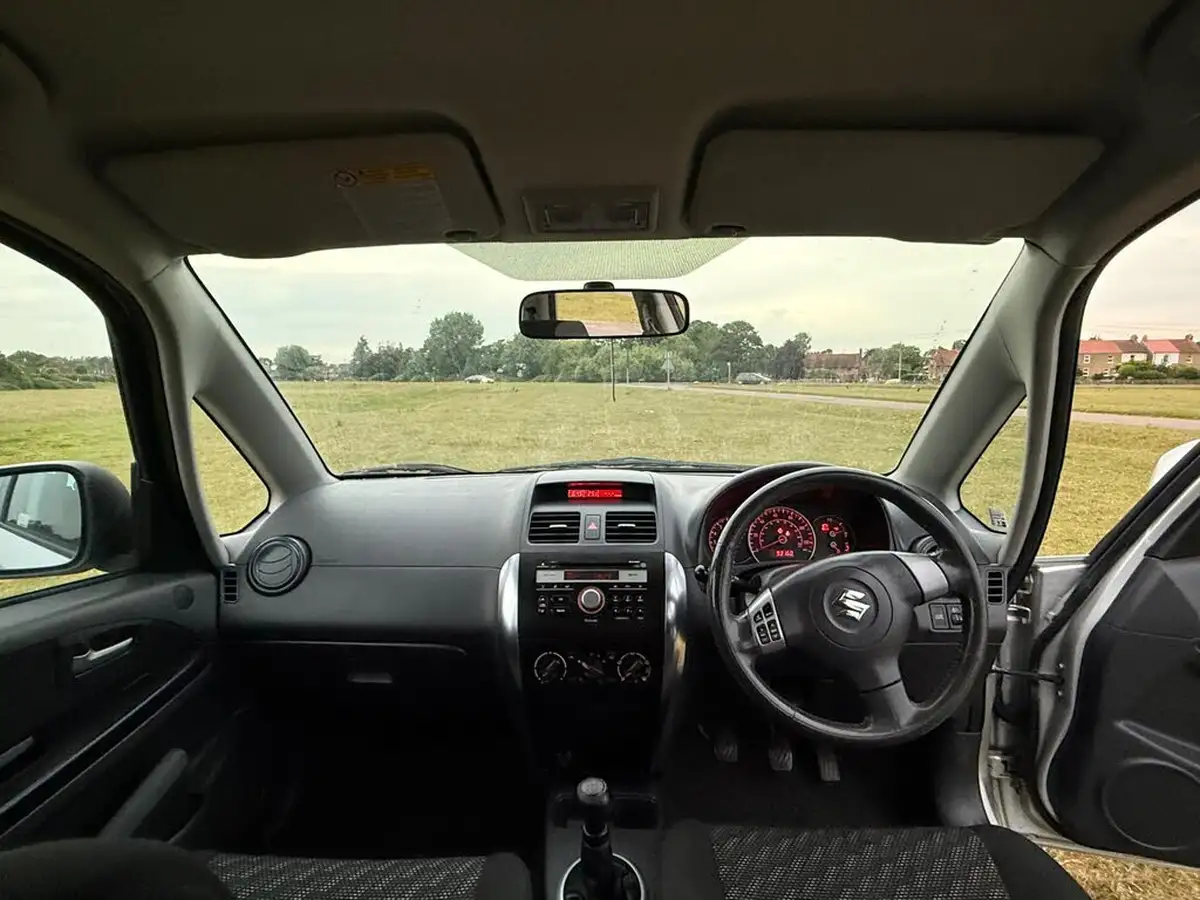2007-suzuki-sx4-16-gl-big-16