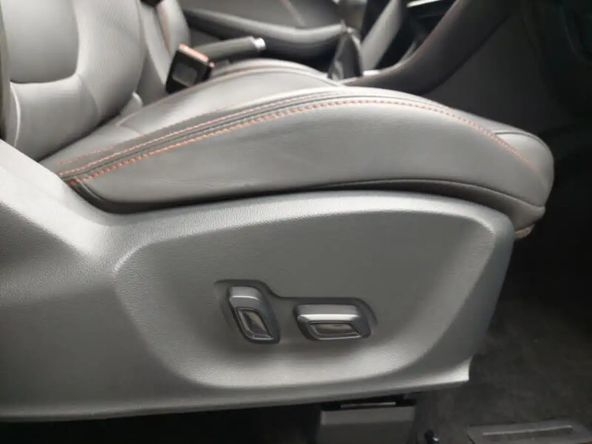 2021-mg-zs-suv-15-vti-tech-exclusive-big-13