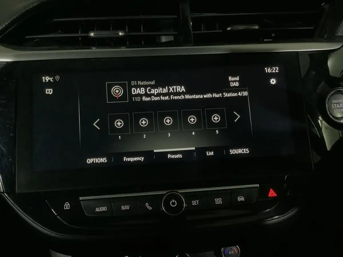 2020-vauxhall-corsa-12-turbo-elite-nav-premium-big-21