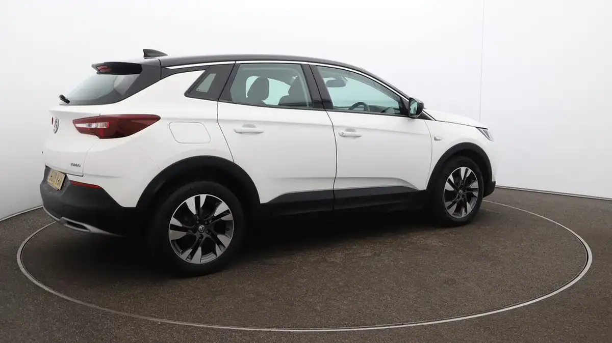 2019-vauxhall-grandland-x-12-sport-nav-big-52