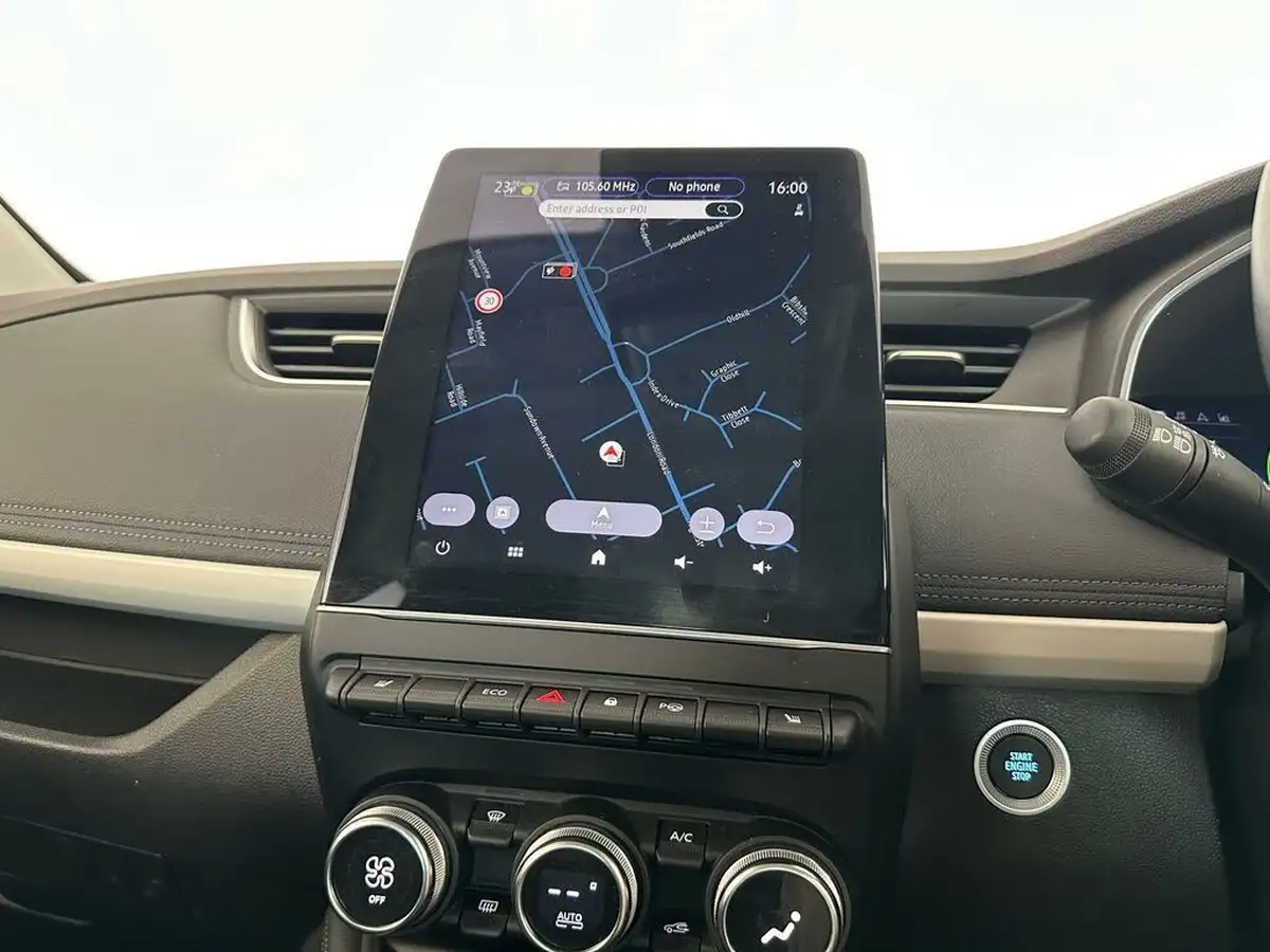2023-renault-zoe-e-techno-boost-charge-big-39
