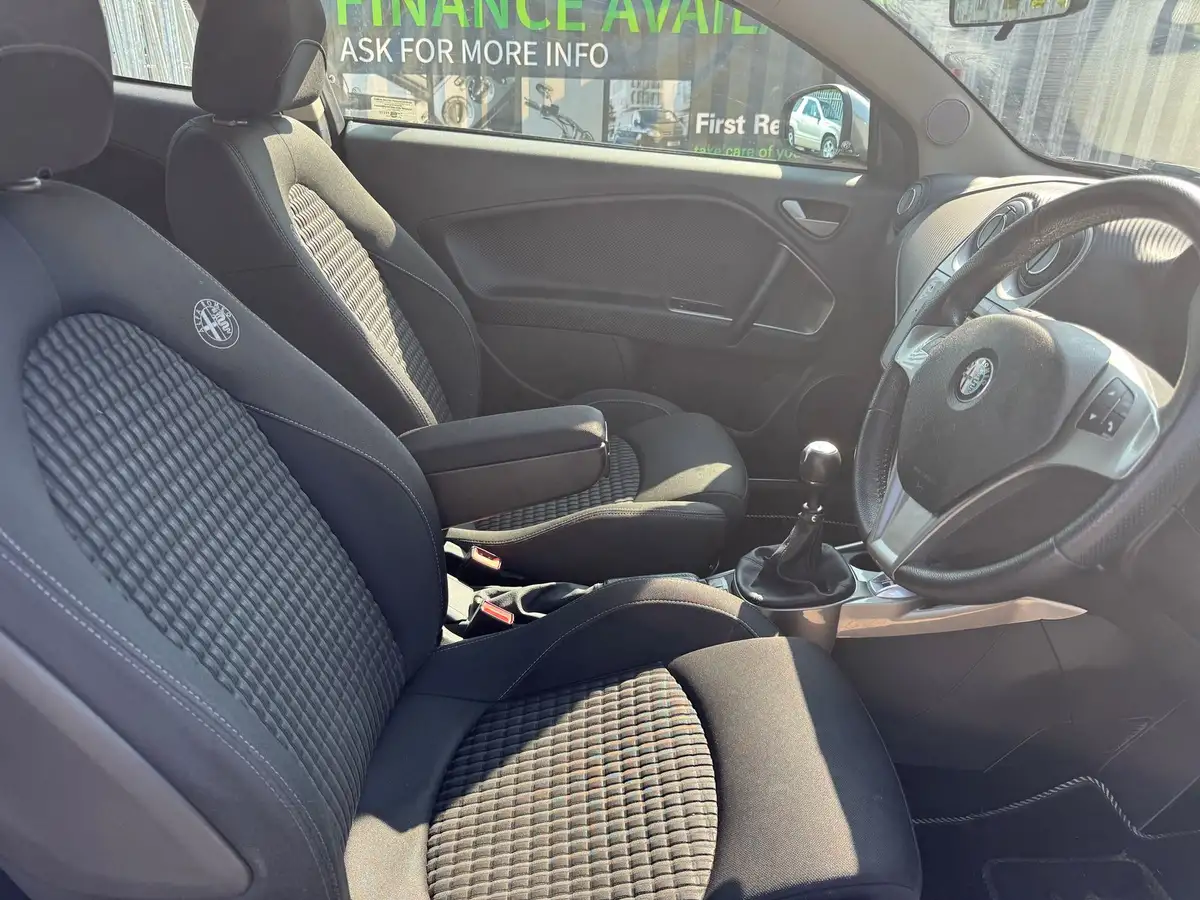 2009-alfa-romeo-mito-14-veloce-120bhp-big-22