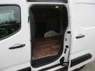 2019-peugeot-partner-16bluehdi-1000-professional-small-20