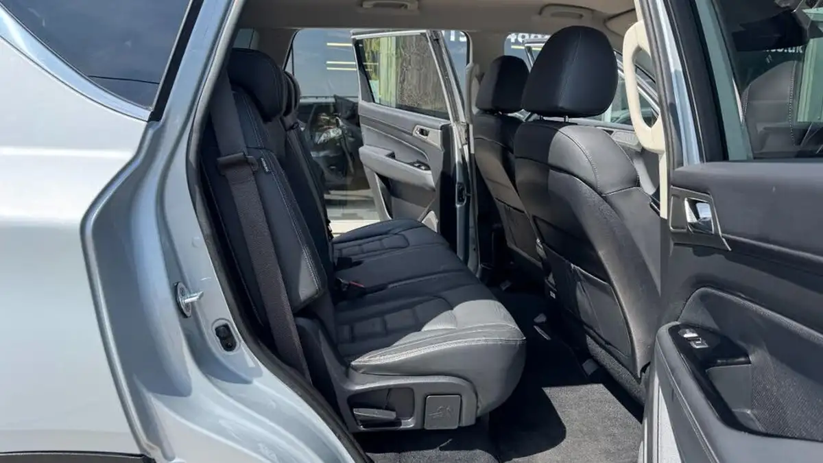 2019-kgm-ssangyong-rexton-22td-elx-t-tronic-big-27