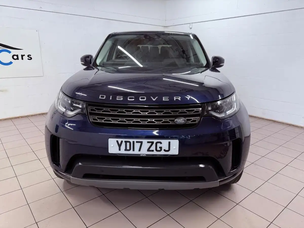 2017-land-rover-discovery-20sd4-se-240ps-awd-station-wagon-5d-auto-big-2